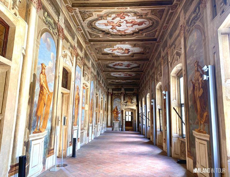 Tour Palazzo Arese Borromeo Cesano